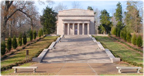 Memorial Lincoln